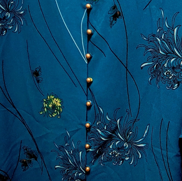 ⚘️Alfani Casacade Ruffled Sleeve Top - Picture 10 of 10